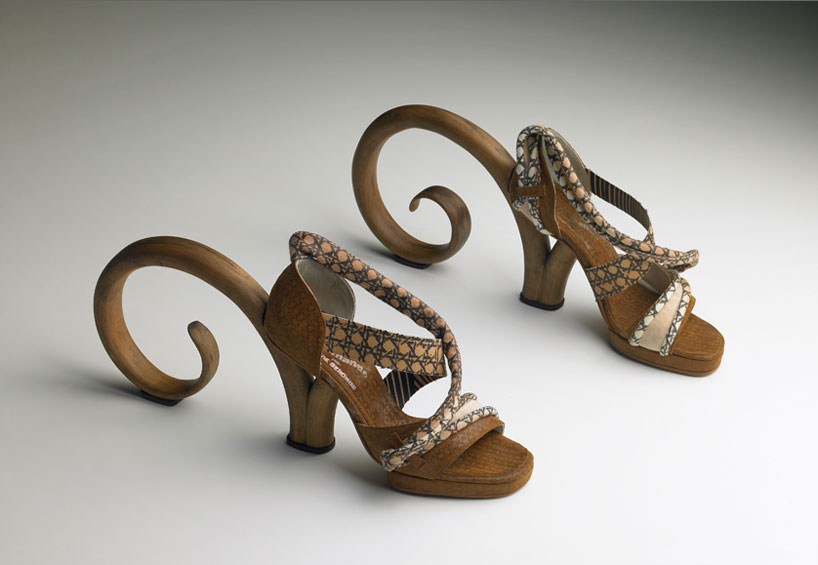 pablo reinoso: thonet shoes