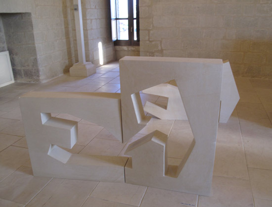 steven holl: 'su pietra' on display in lecce, italy 