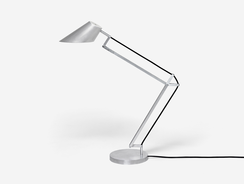 simon frambach: alumen desk lamp