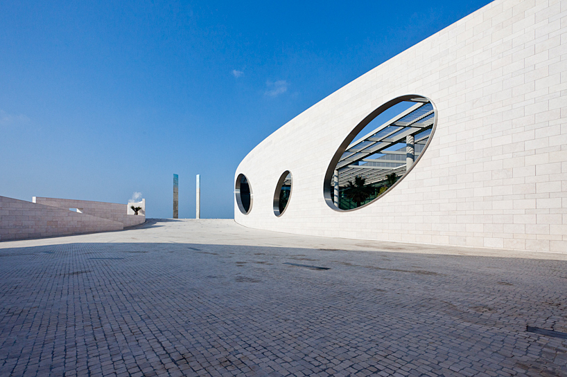 charles correa: champalimaud center for the unknown