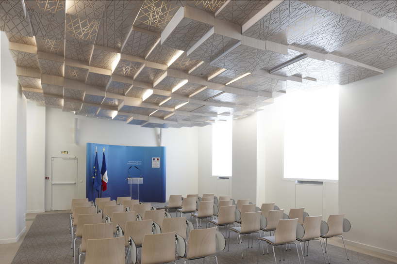 h2o architectes: press conference room   french ministry of agriculture
