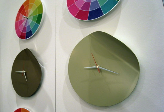 color clock   flop clock   cannlamp  by sonodesign