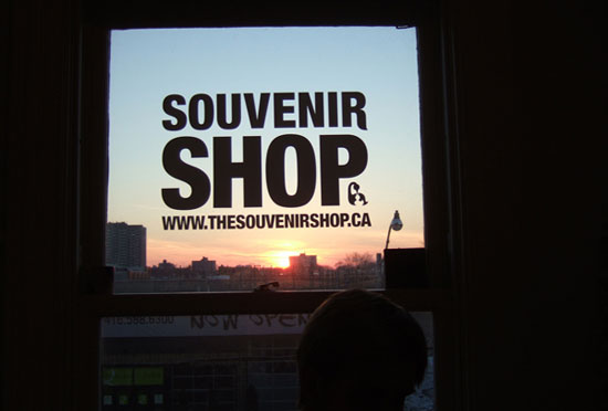 Souvenir Online Shop
