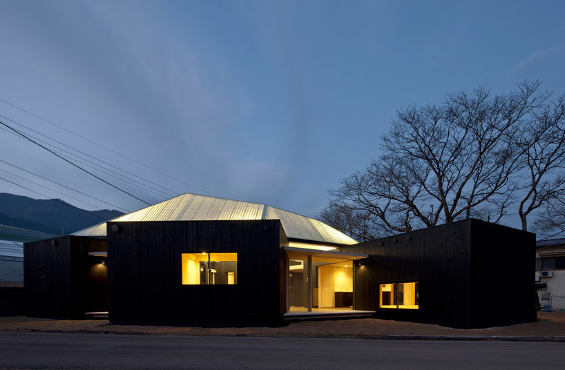 endo shuhei architect institute: rooftecture HH