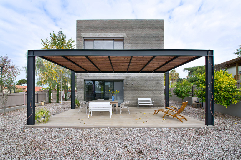 sharon neuman architects: kibuts house