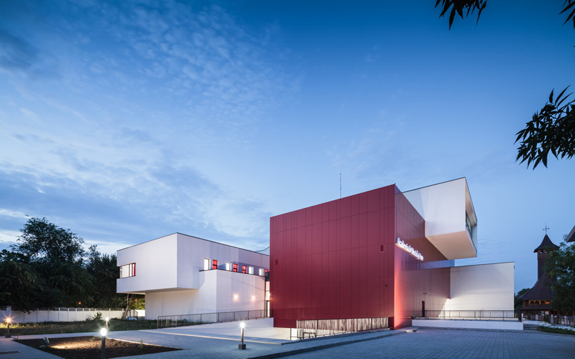 school of music and arts by LTFB architecture