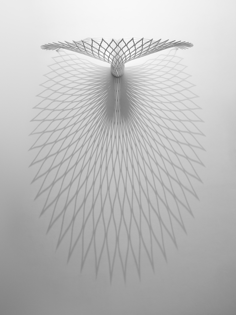 طراحی مبل با کانسپت طاووس