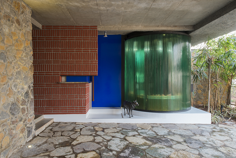 s+psarchitects collage house mumbai designboom