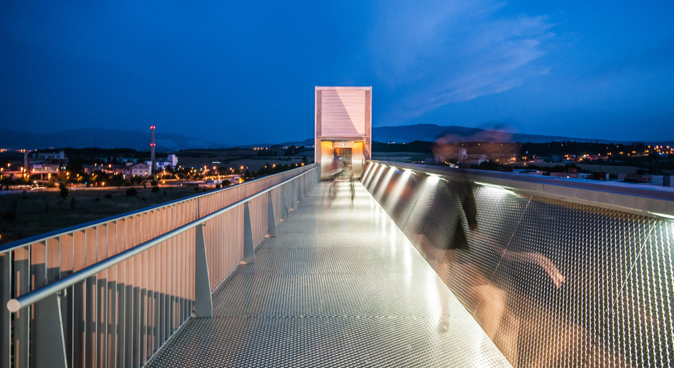 ah asociados urban elevator in echavacoiz designboom