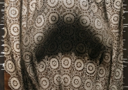 antonio-santin-hyperrealistic-oil-paintings-of-people-under-carpets-designboom-07