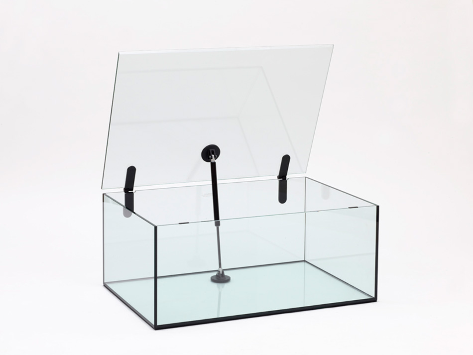 konstantin grcic: man machine at galerie kreo