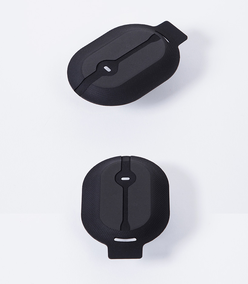 maxime loiseau forms super-thin headphones with printed electronics