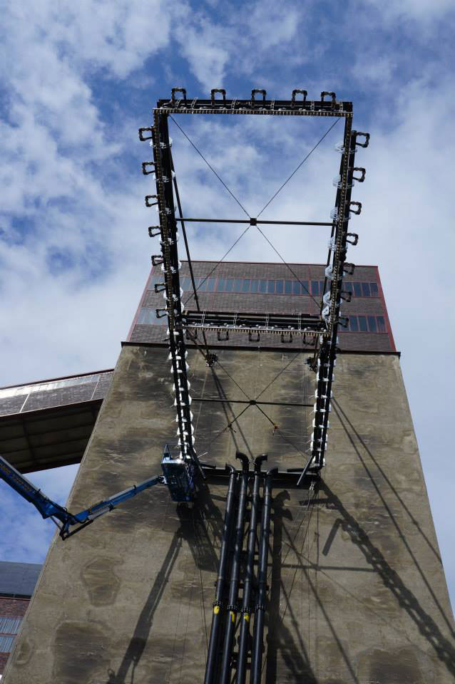 rAndom internationl tower instant structure for schacht XII