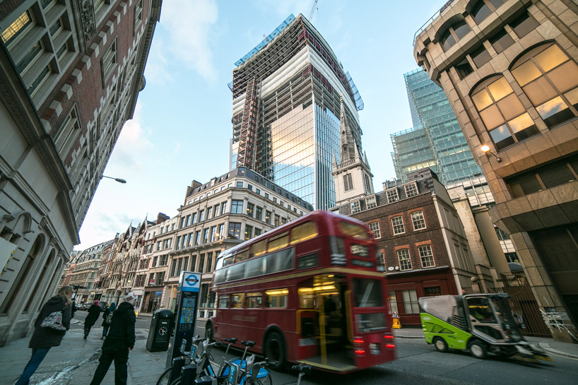 ساختمان با کاربری آینه ذوب کننده عظیم لندن