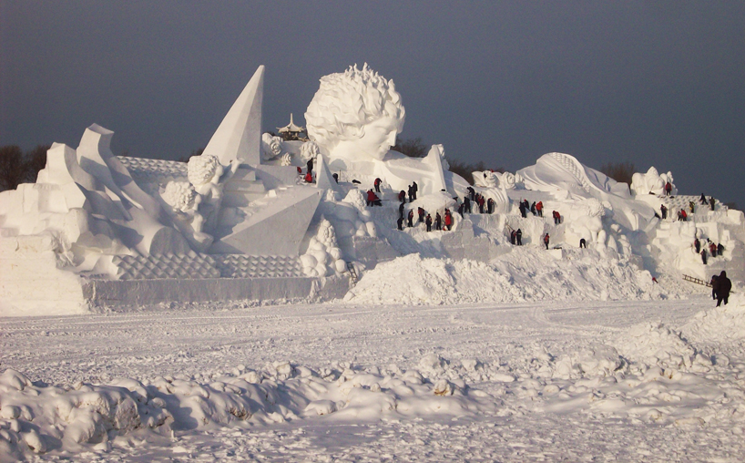 شهر یخی درخشان 2014 هاربین در فستیوال یخ و برف