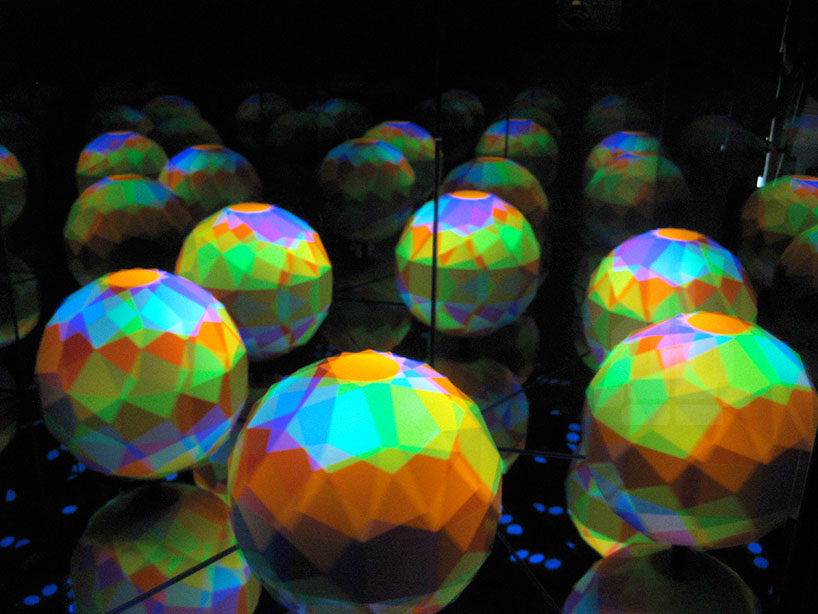 leif-maginnis-artstrobe-light-designboom01