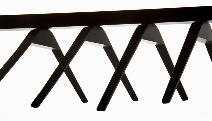 cliq-magnetic-hangers-designboom01