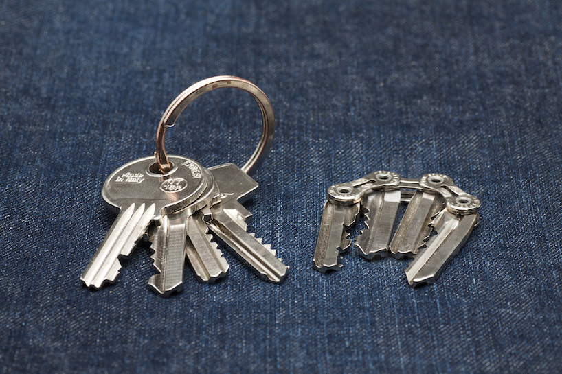 farkas + csortan recycle bicycle chains for minimalist key holders