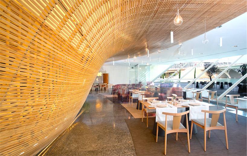 GGlab + janfridesign sculpt contrapunto restaurant with timber