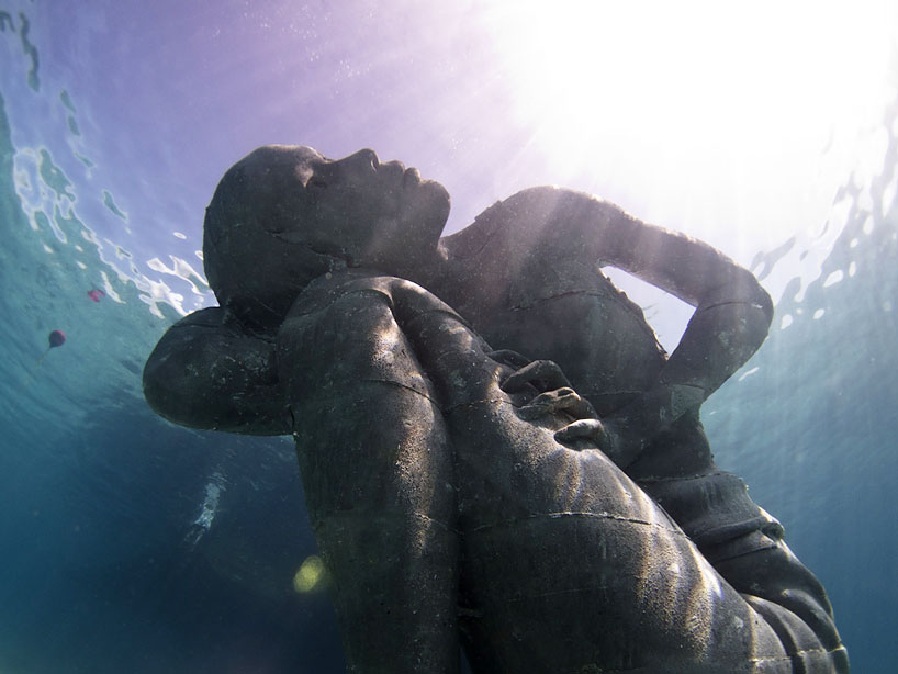 ocean atlas jason decaires taylor sculpture in bahamas 