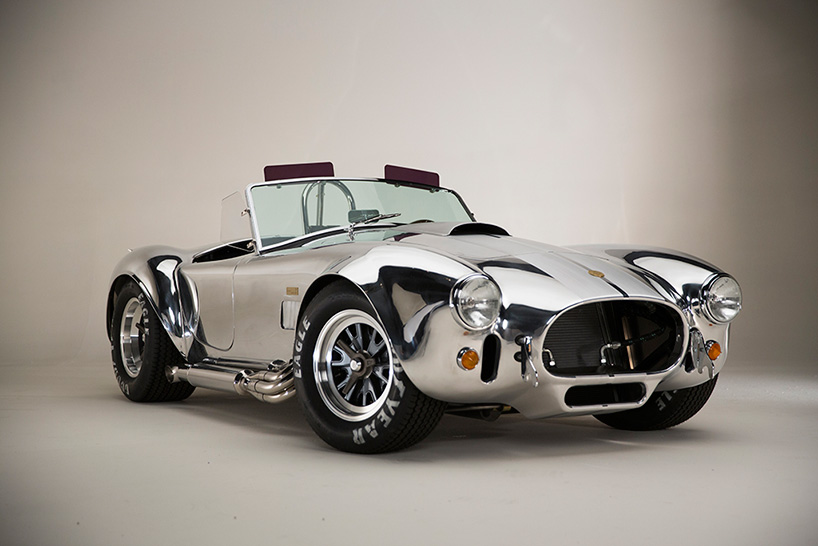 shelby-427-cobra-50th-anniversary-designboom02