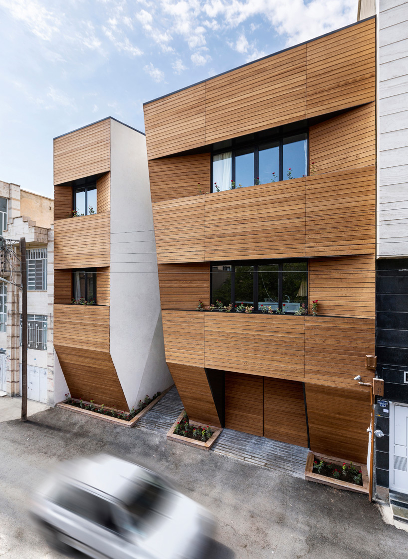 Стильный деревянный дом. Проект ReNa design studio