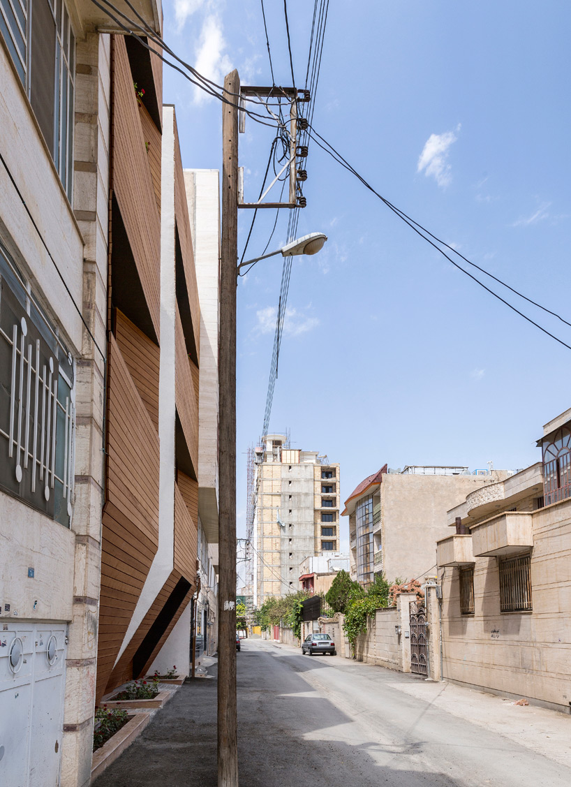 Стильный трехэтажный дом. Проект ReNa design studio Стильный трехэтажный дом. Проект ReNa design studio