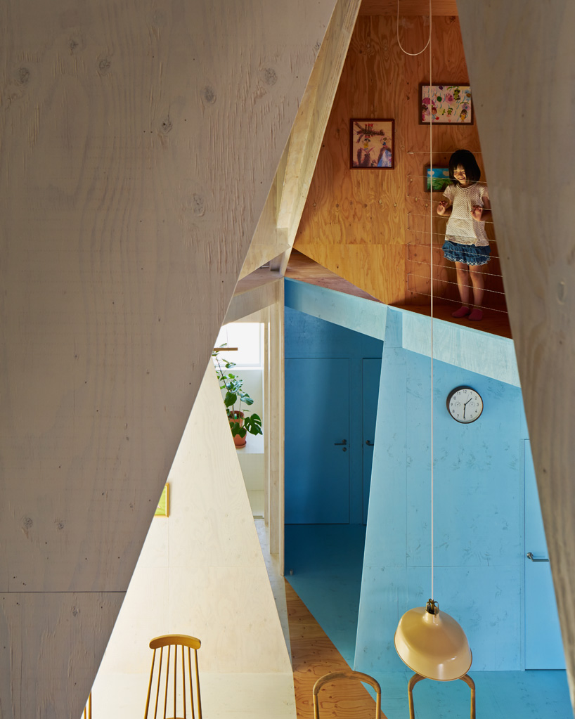 طراحی داخلی آپارتمان در توکیو با تلفیق فضاها