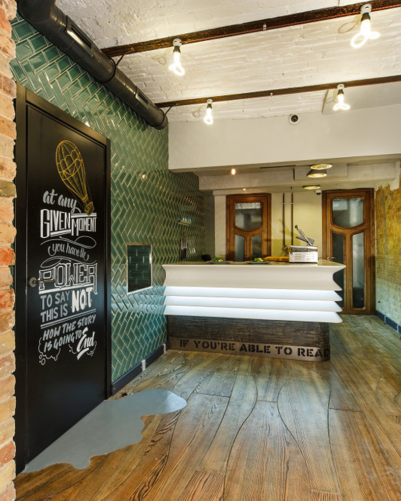 bite-and-go-cafe-kiev-yuroslav-galant-designboom-02