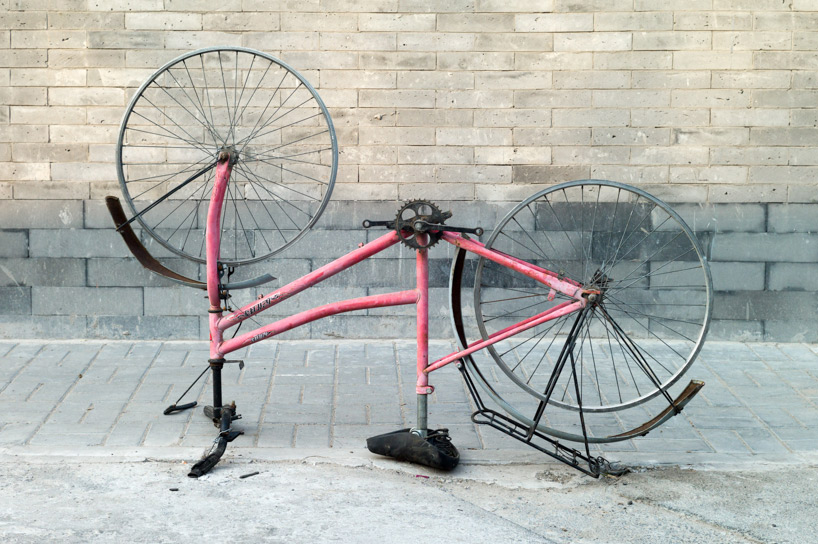 xiaomeng zhao explores modern china in bicycles in beijing, now series