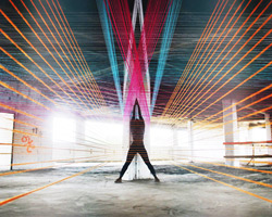 toki's synth series uses yarn to visualize sound in three dimensions  