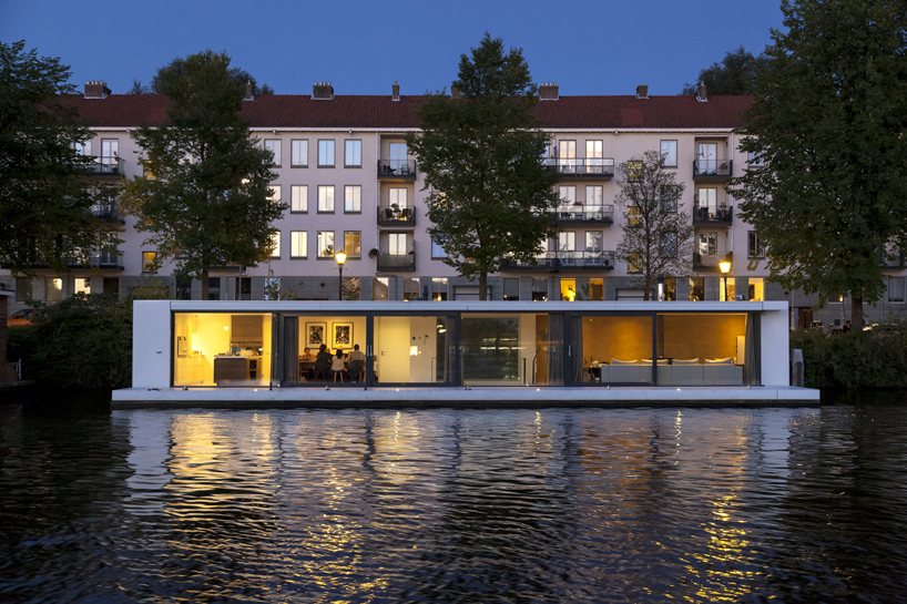 live on the river with +31 architects' floating villa in ...