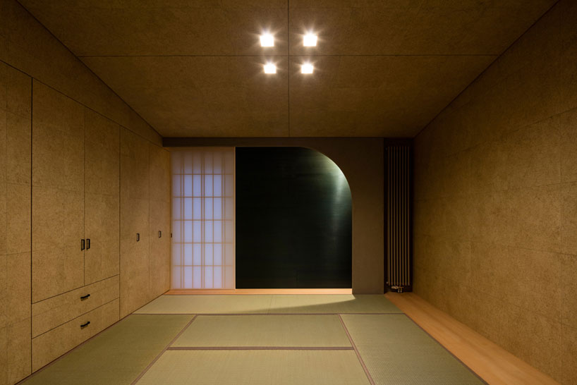 akasaka-shinichiro-atelier-n-residence-double-angle-house-japan-designboom-02