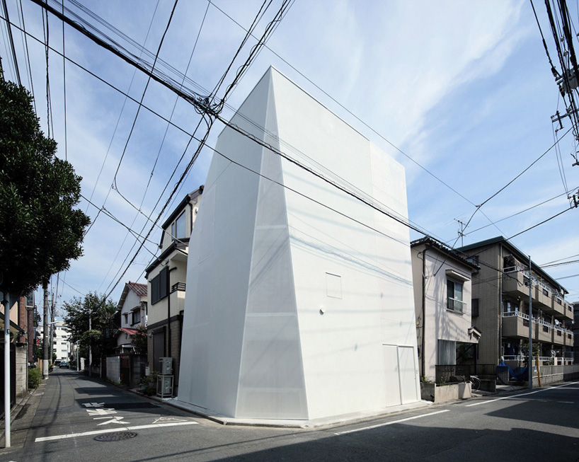 a.l.x.-junichi-sampei-house-tokyo-designboom-001