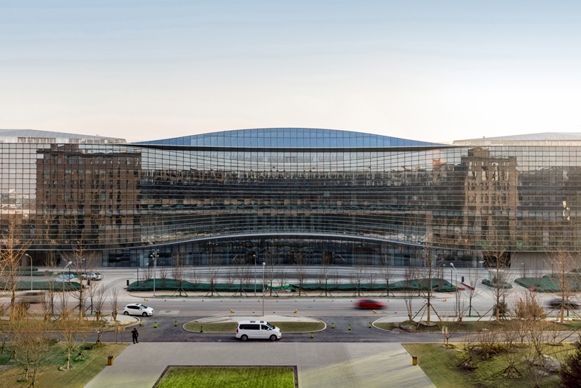 AEDAS-sina-plaza-beijing-china-designboom-02