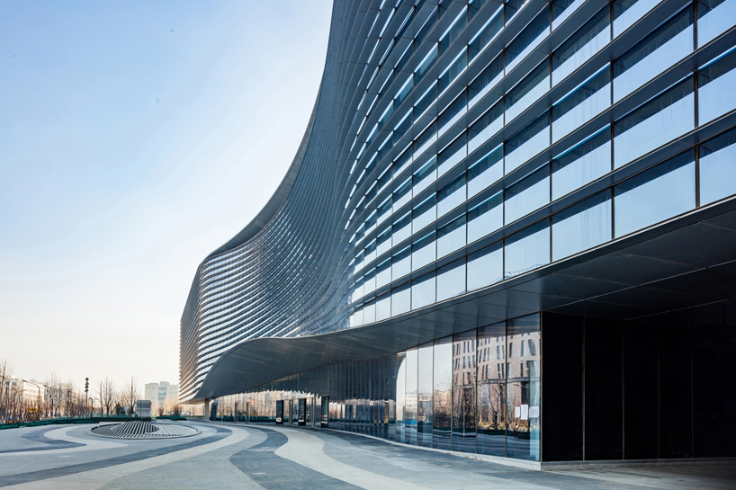 AEDAS-sina-plaza-beijing-china-designboom-02