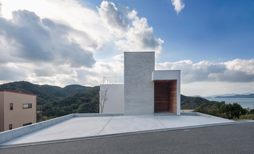 T weekend house by process5 design overlooks coast in western japan