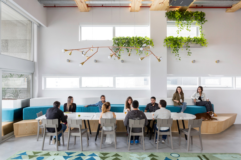 MM18-airbnb-sao-paolo-office-designboom-02