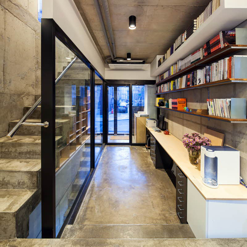 the-plus-architects-galmuri-publisher-office-seoul-designboom-02