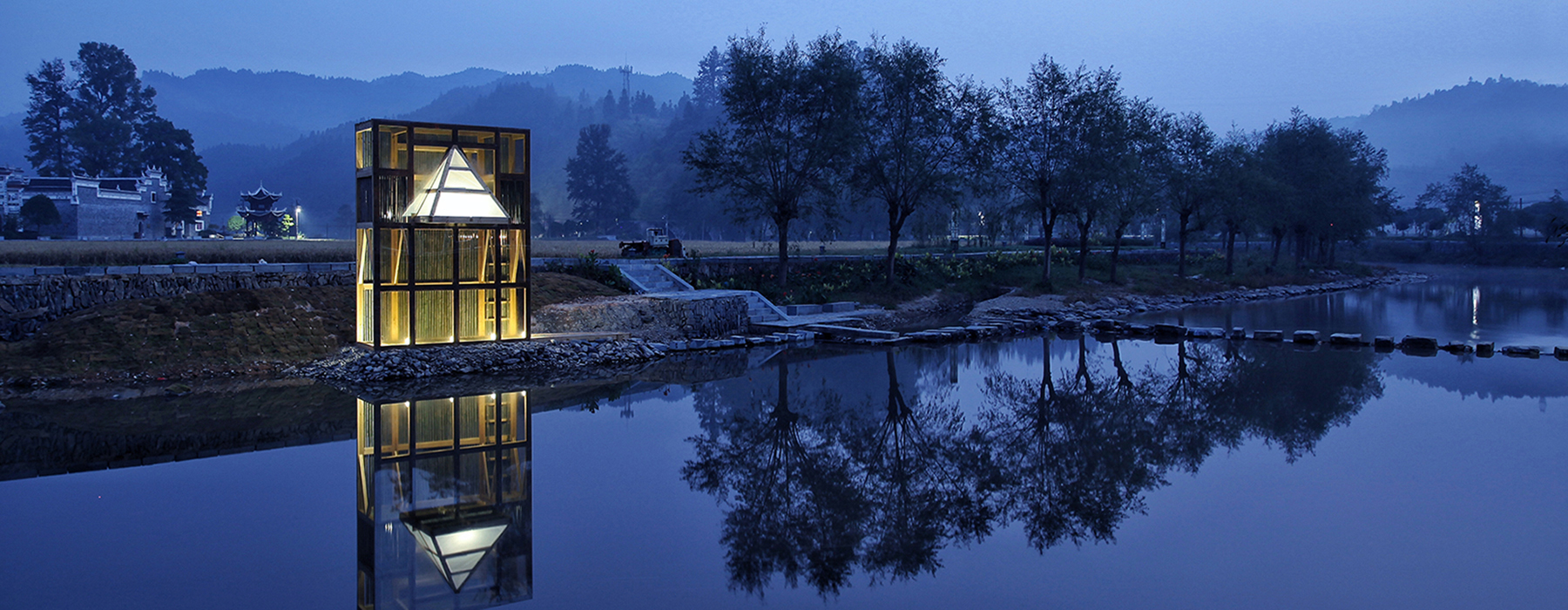 mirrored sight shelter by li hao recreates the story of longli, china