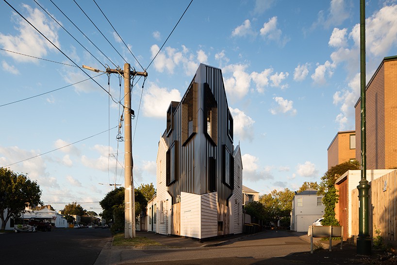 acute house by oof! architecture australia designboom