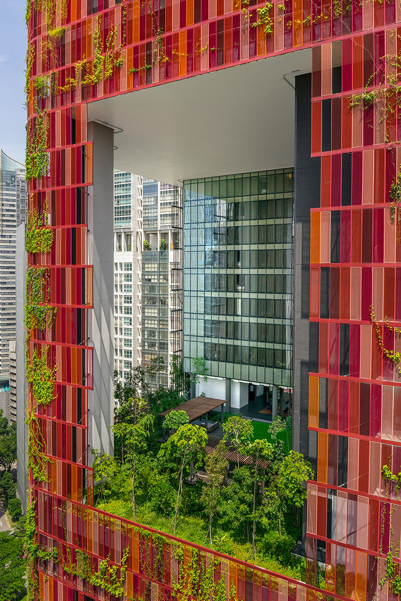 WOHA oasia hotel singapore designboom 