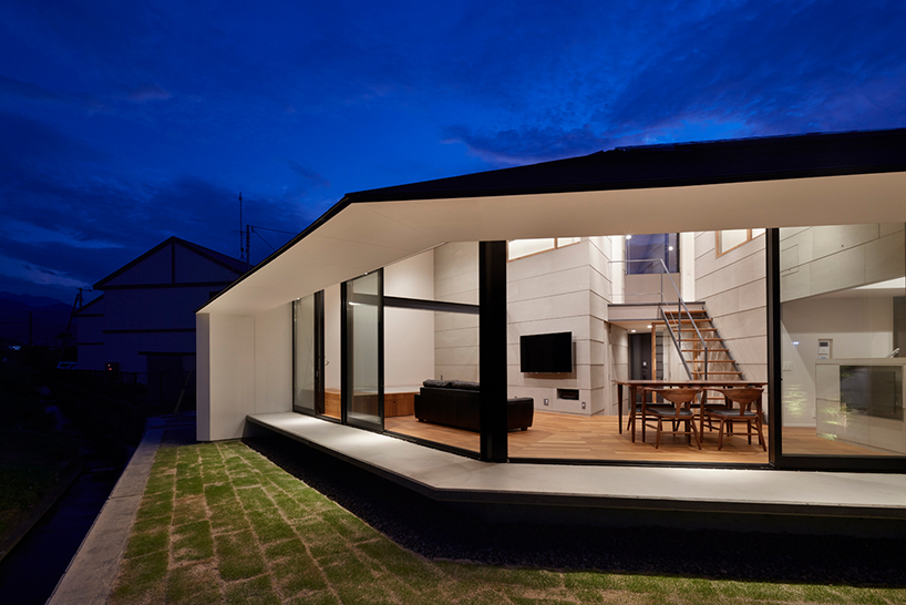 hayato-komatsu-architects-japan-house-in-shinyashiki-designboom-02