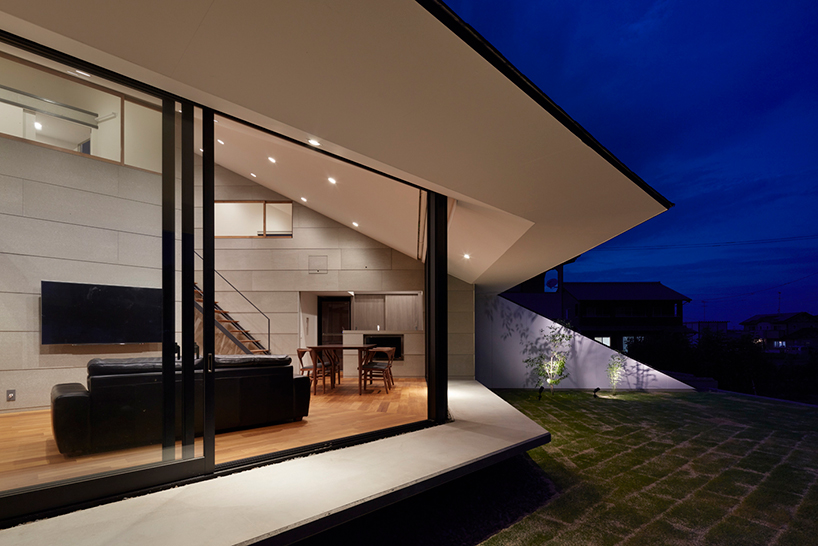 hayato-komatsu-architects-japan-house-in-shinyashiki-designboom-02