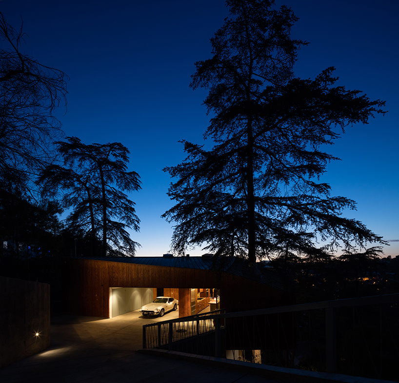 anonymous-architects-house-in-trees-echo-park-los-angeles-california-designboom-02