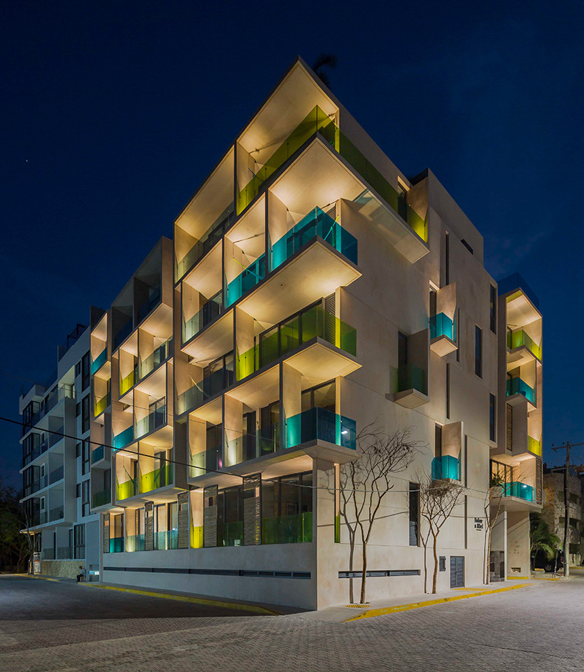 reyes-rios-larrain-architects-sabor-a-miel-housing-development-mexico-designboom-001