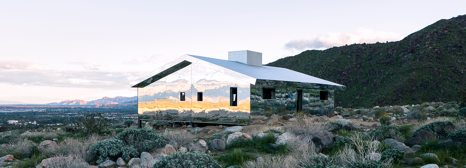 doug aitken creates a mirror-clad 'mirage' in coachella valley's desert landscape