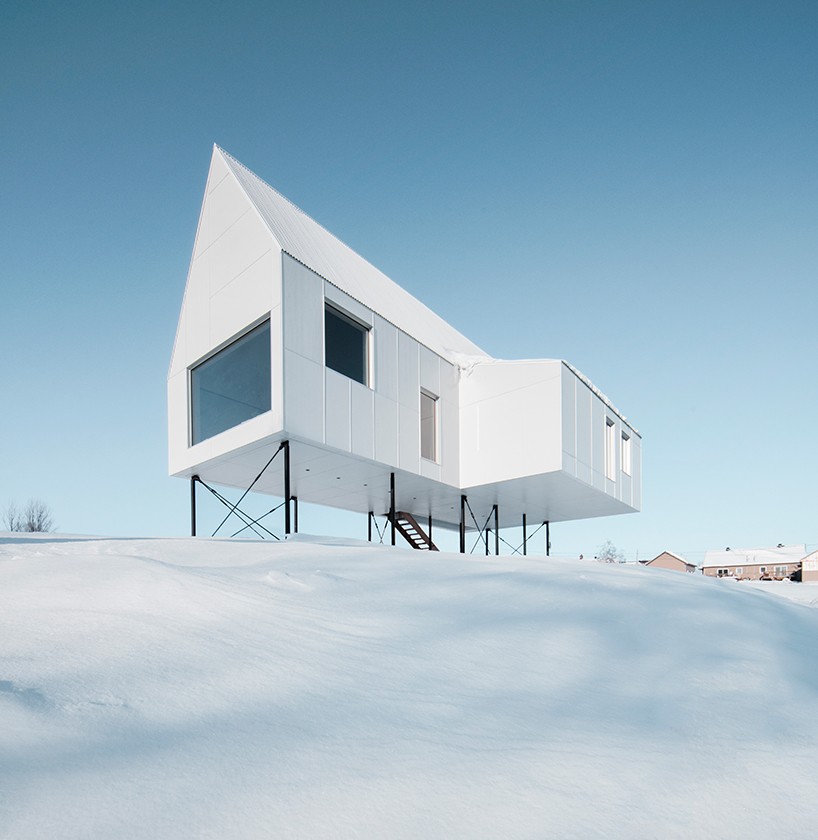 delordinaire-architects-high-house-quebec-designboom-02