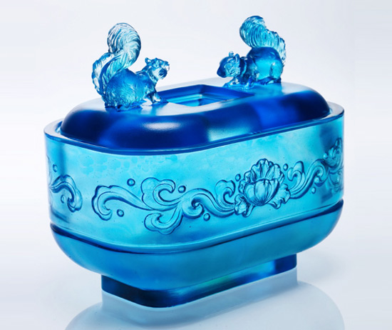 tittot: glass cast vessels from taiwan