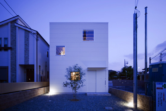 akiyoshi nakao of coo planning: house in hamadera